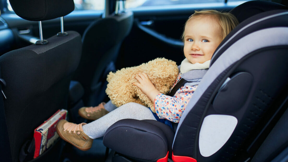 especial cybex sillita tras asiento del conductor e1701709069961