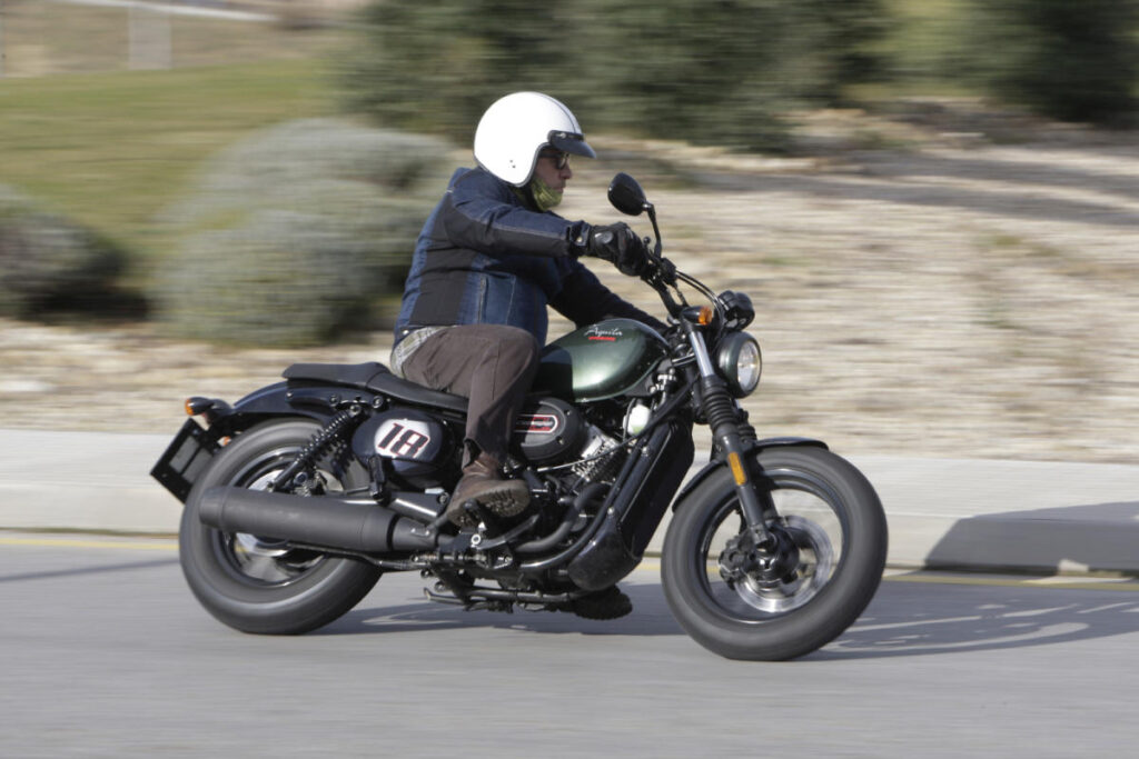 hyosung-aquila-3_g