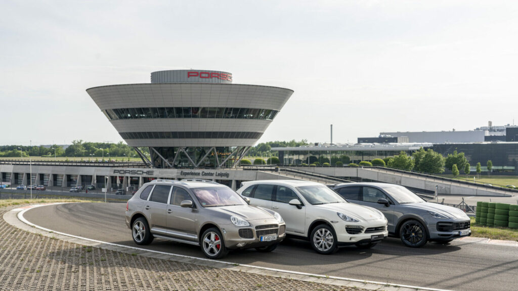 Porsche Cayenne historia