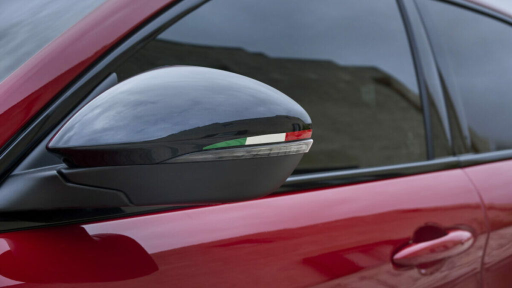 Alfa Romeo Stelvio Tributo italiano (4)