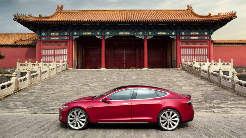 Apertura Tesla Camaña China