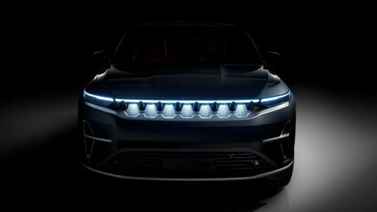 Jeep Wagoneer 2024 adelanto