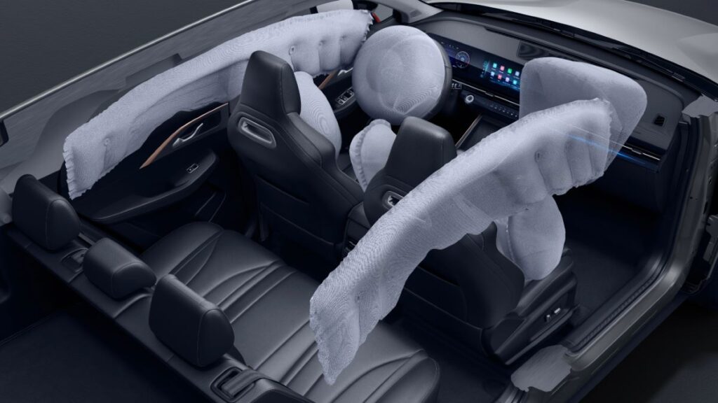 Omoda 5 airbags