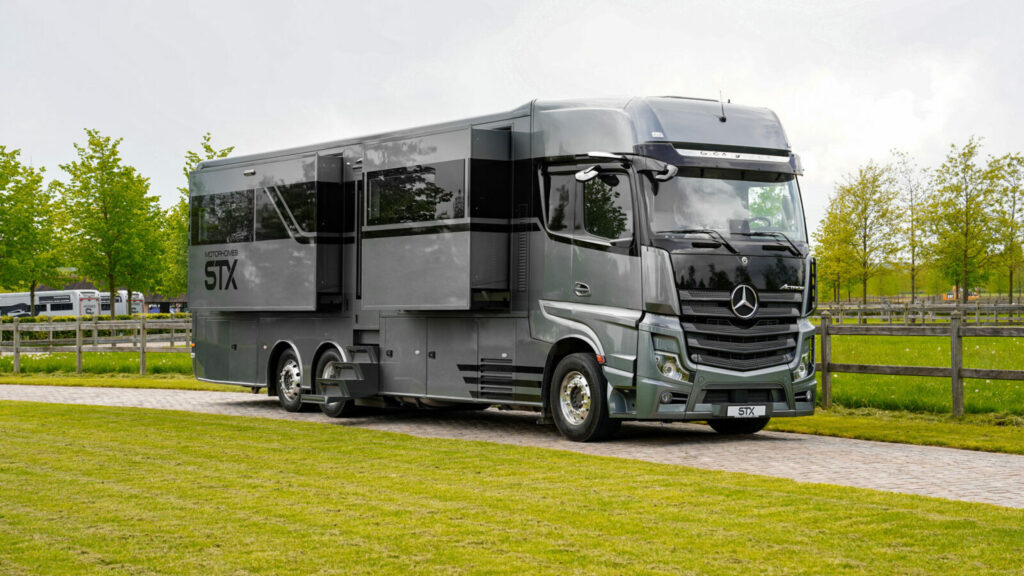 STX Mercedes autocaravana camión de lujo 1600x900
