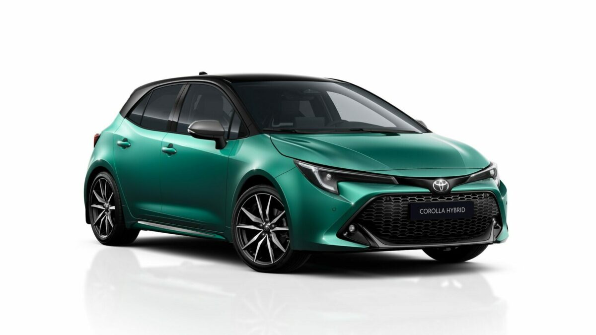 Toyota Corolla 2024 verde