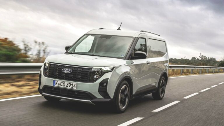 Ford Transit Courier