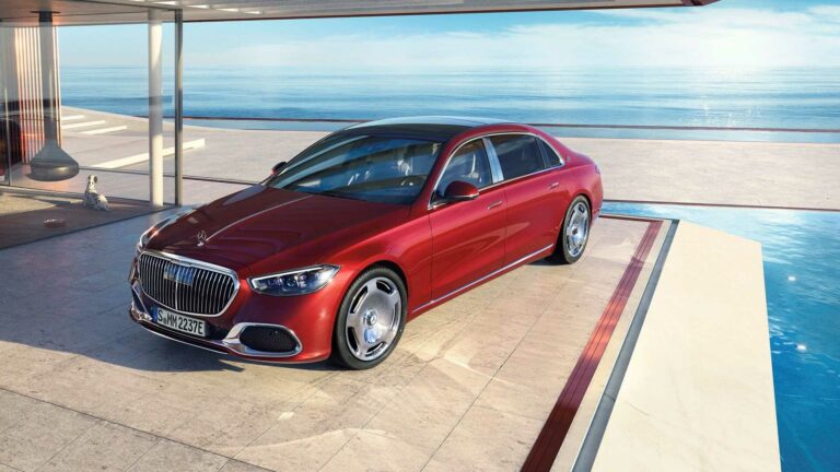 Mercedes Maybach Clase S granate