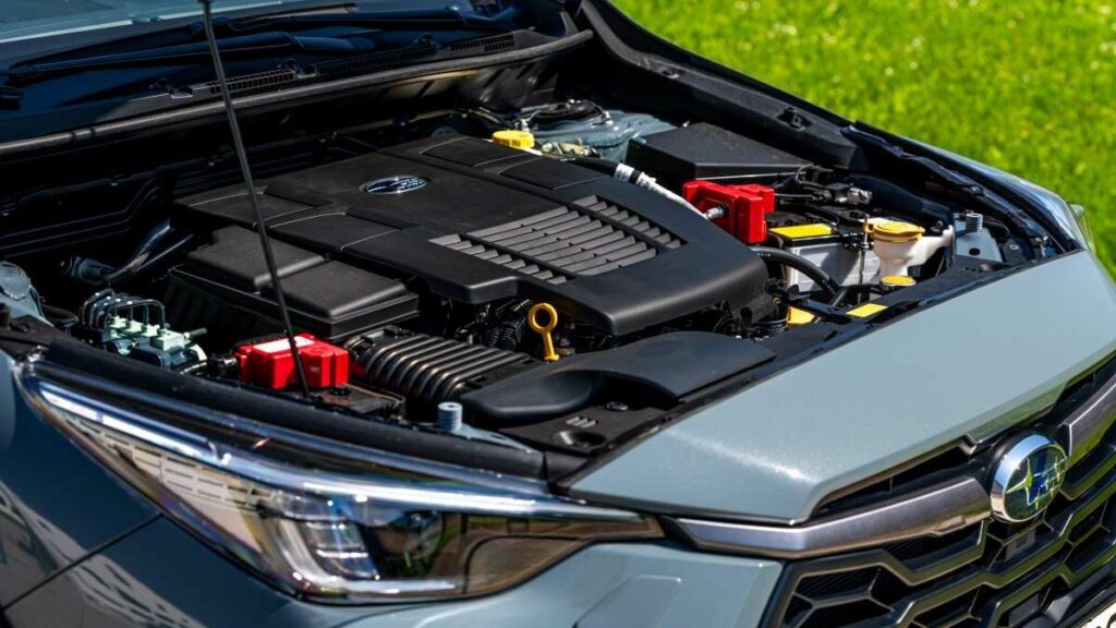 Subaru Crosstrek motor