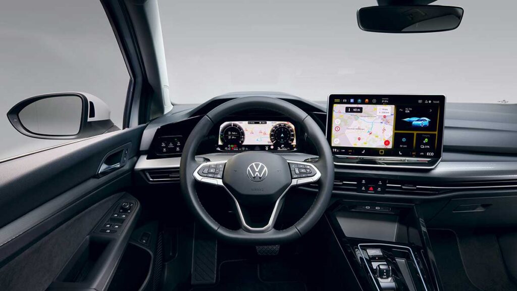 Volkswagen Golf restyling 2024 interior
