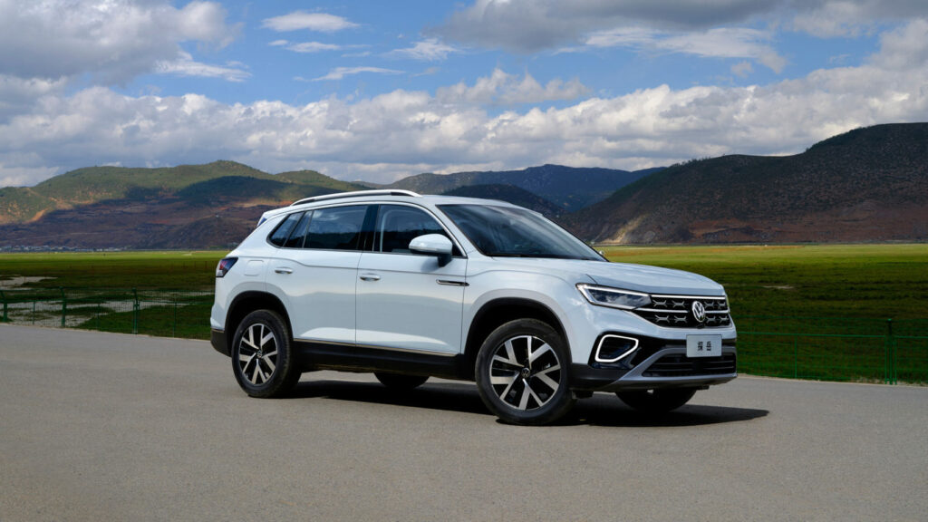 Volkswagen Tayron blanco 34 del