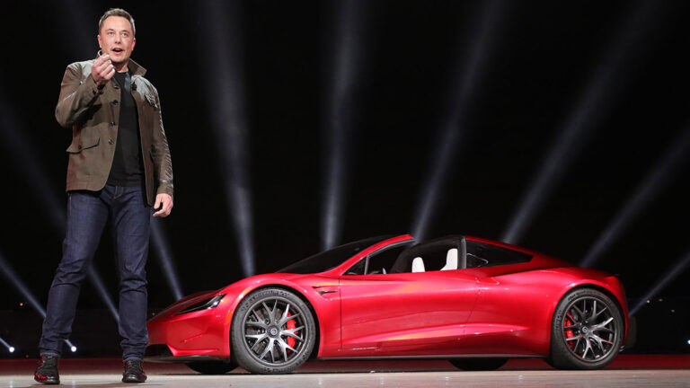 Elon Musk anuncia la Revolución del Tesla Roadster