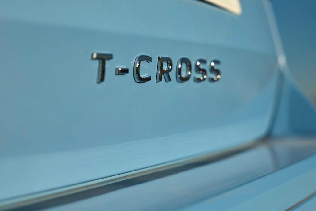 VW T-Cross azul