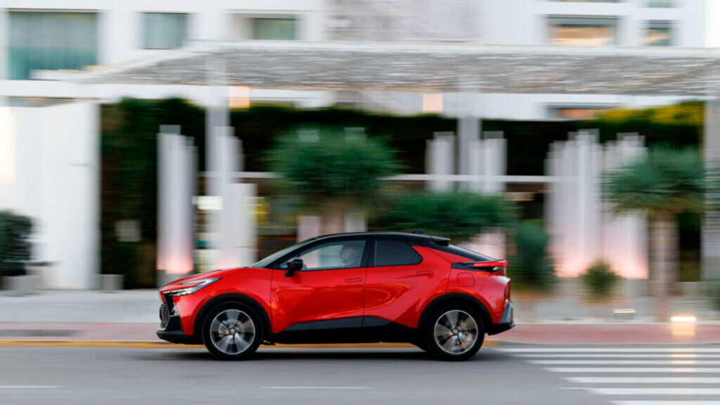 Toyota C-HR 2024