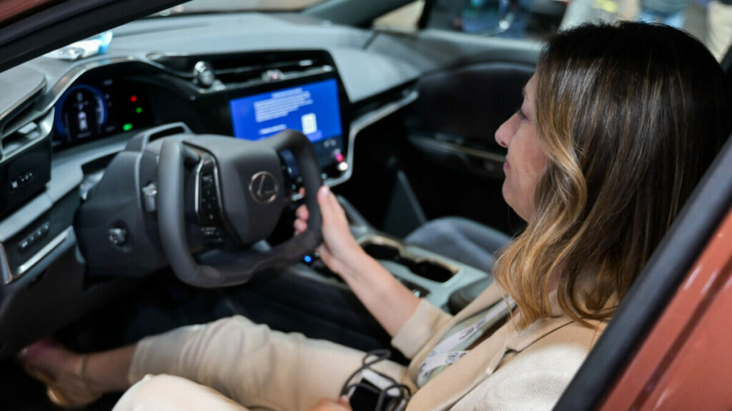 eMobility Expo World Congress 2024 Toyota coche
