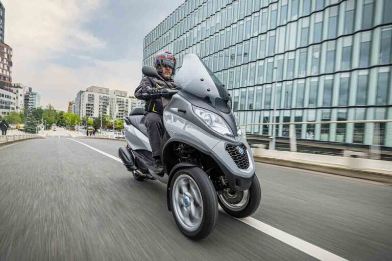 puedo_conducir_una_moto_con_mas_de_125_con_el_carnet_b