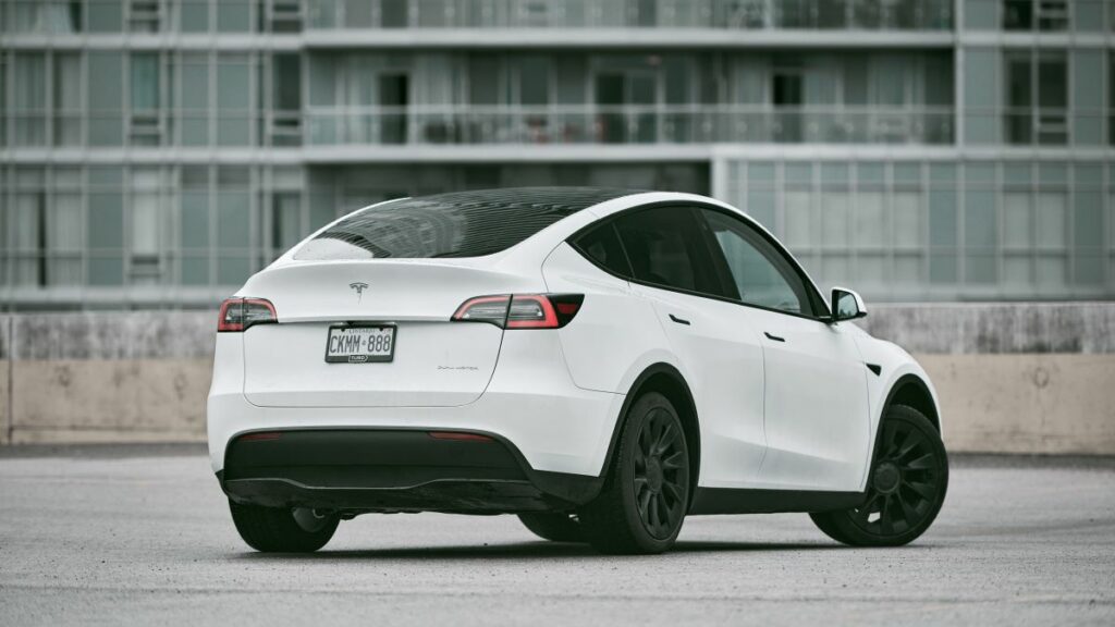 tesla_model_y_coche eléctrico