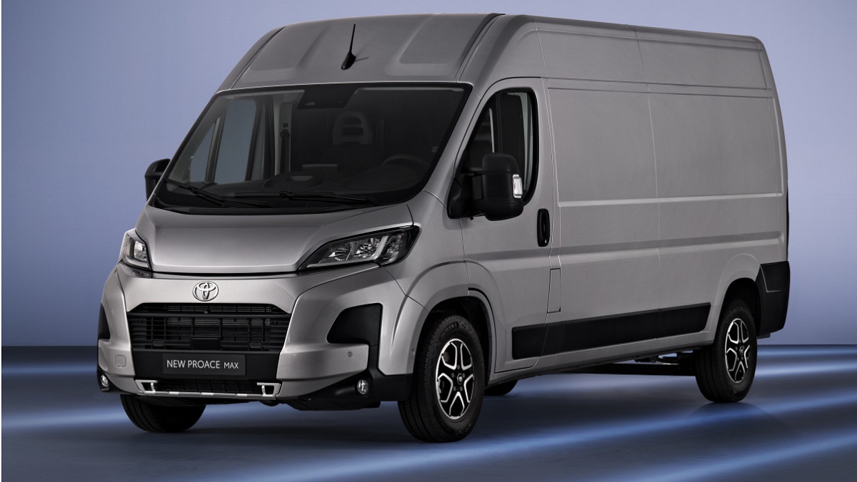 Toyota Proace Max, la nueva integrante de Toyota Professional