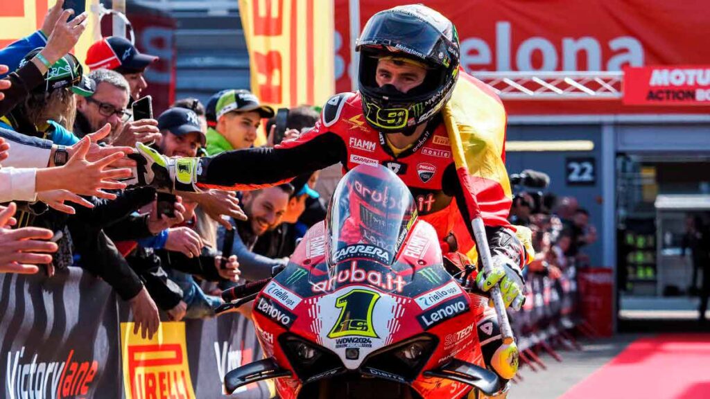 El día más histórico del motor español: ¡11 victorias en mundiales absolutos!_00003