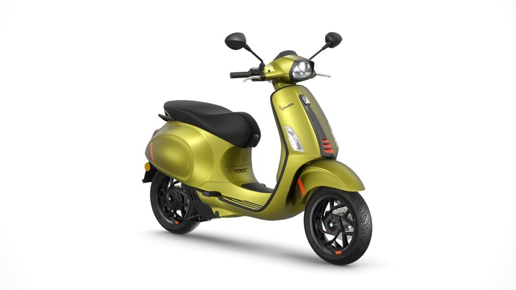 Vespa_Sprint_S_Elettrica_Verde_Ambizioso_Opaco_2024_-1
