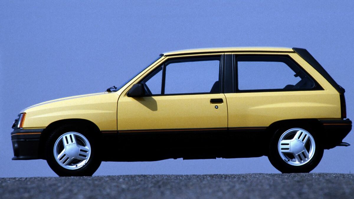 Fotos: Coches clásicos que se fabricaron en España