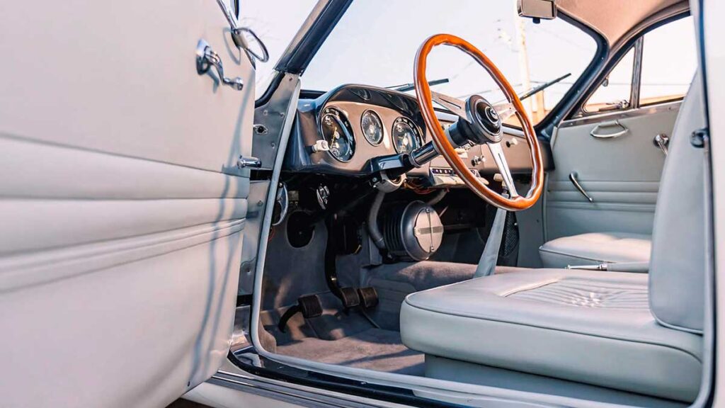 Pegaso Z-102 Saoutchik