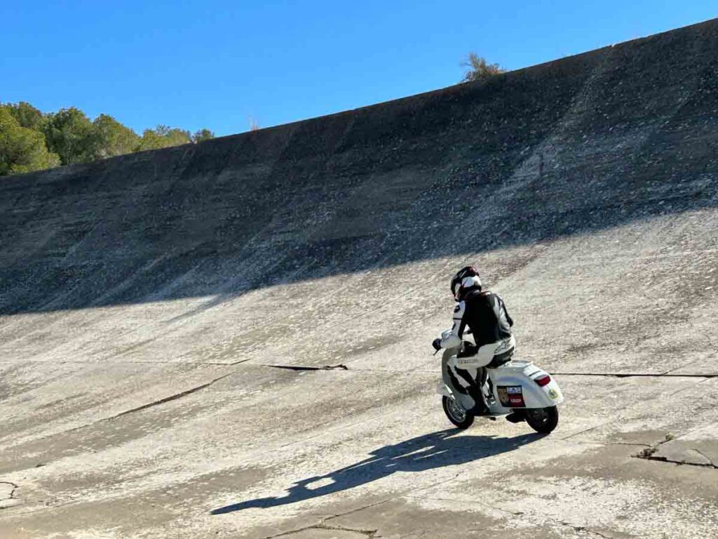 record_vespa_50_valerio_boni_24_horas_-1