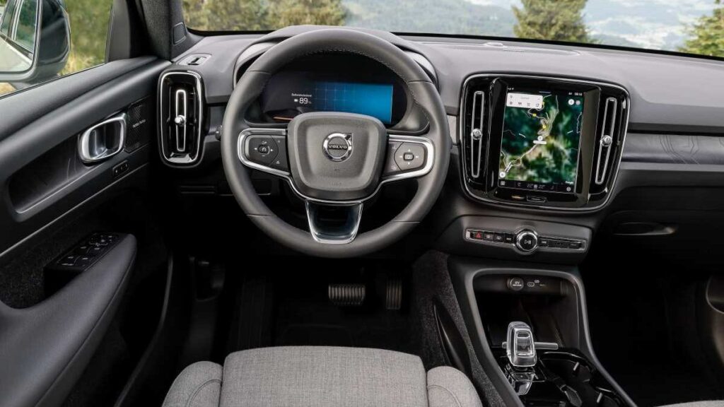 Volvo C40 salpicadero