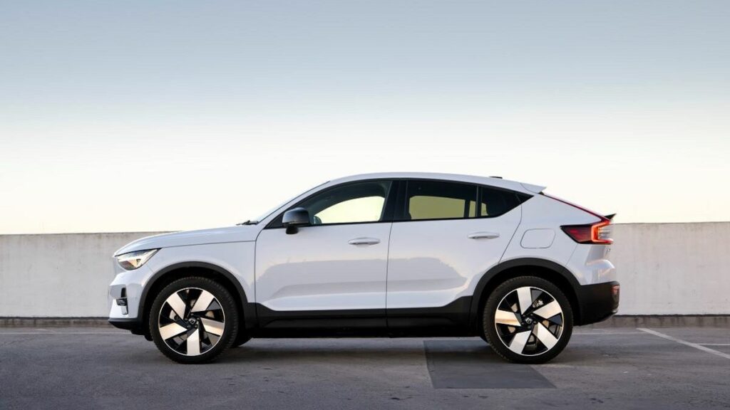 Volvo C40 blanco