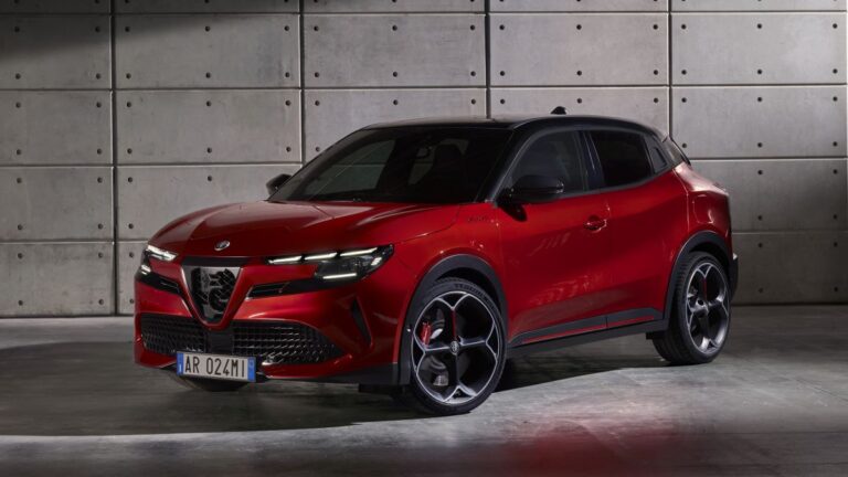 Alfa Romeo Milano 2024