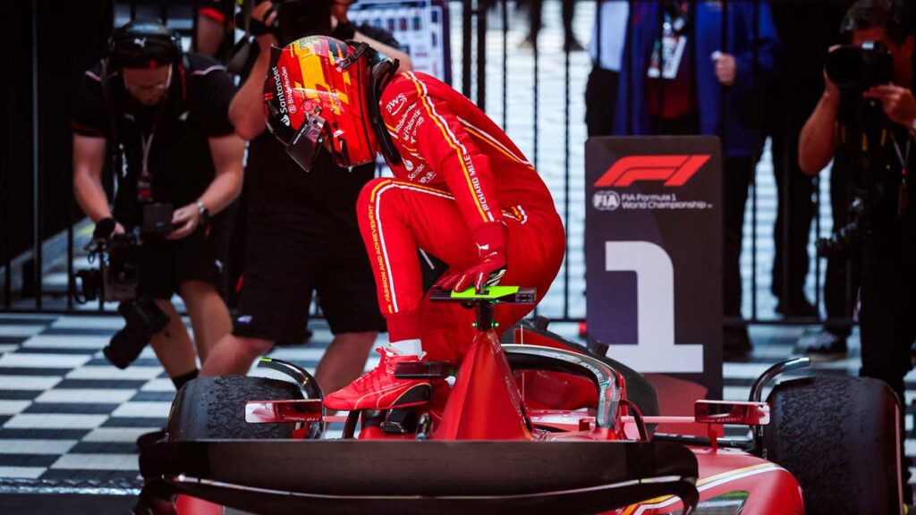 Carlos Sainz sería el sustituto de Lewis Hamilton en Mercedes F1, aunque el español espera una llamada