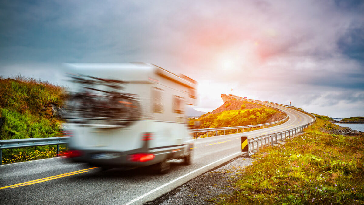 Los requisitos que te pedirán para alquilar una autocaravana en España: edad, fianza, seguro…