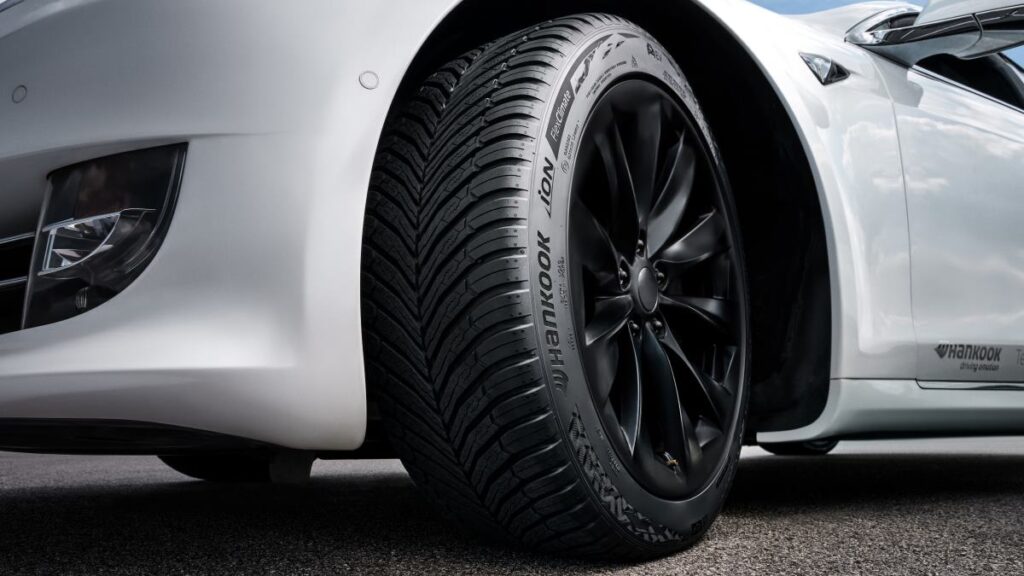 Hankook iOn FlexClimate