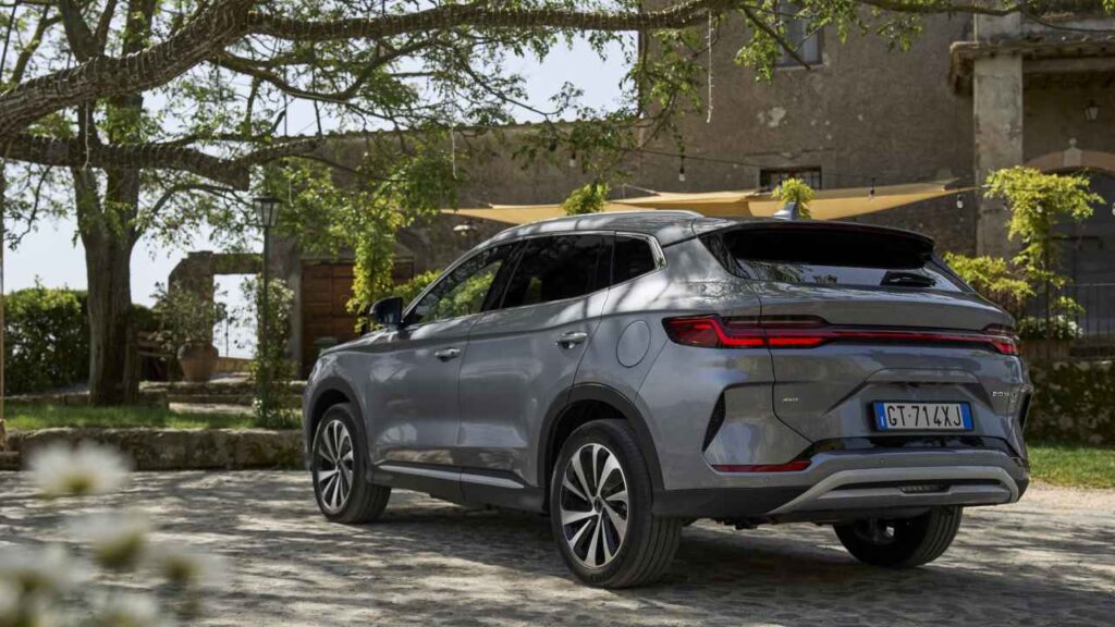 BYD Seal U DM-i exterior trasera