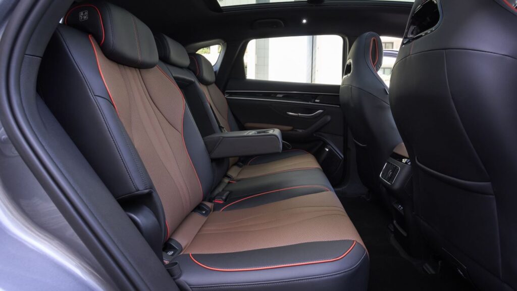 BYD Seal U DM-i plazas traseras