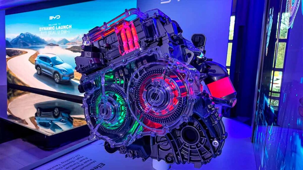BYD Seal U DM-i propulsor híbrido detalle
