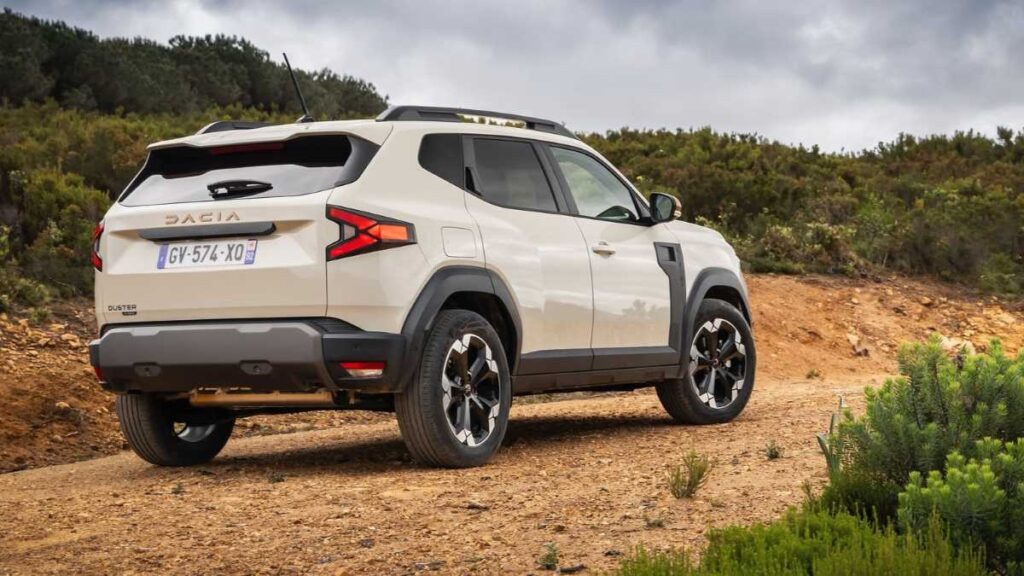 Dacia Duster 2024 arena (2)