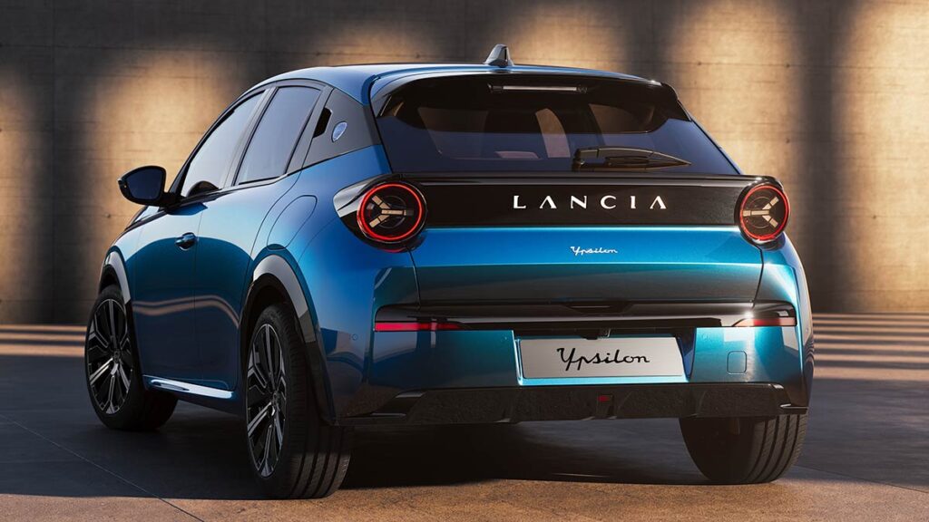 Lancia Ypsilon HF: una vuelta al pasado de la marca para el futuro deportivo eléctrico