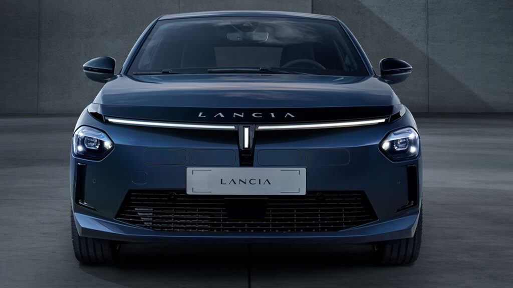 Lancia Ypsilon HF: una vuelta al pasado de la marca para el futuro deportivo eléctrico