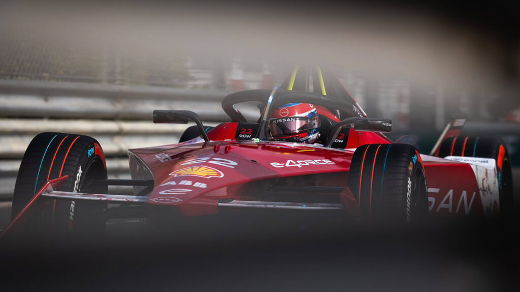 Nissan Fórmula E 'sorpassa' a Andretti gracias a un doble podio de Rowland en el E-Prix de Berlín 2024