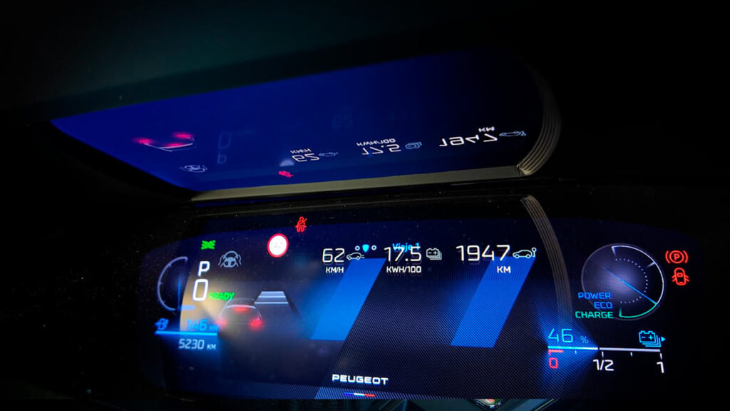 Peugeot E-308 instrumentación