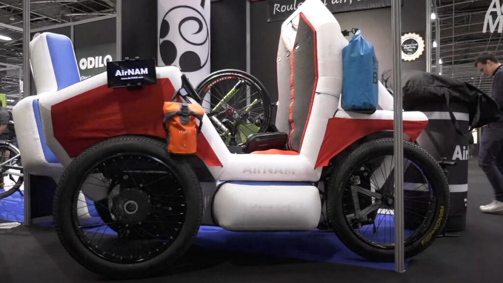 AirNAM coche eléctrico inflable