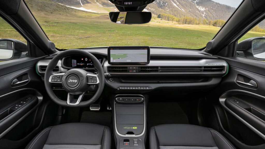 Interior Jeep Avenger 4xe