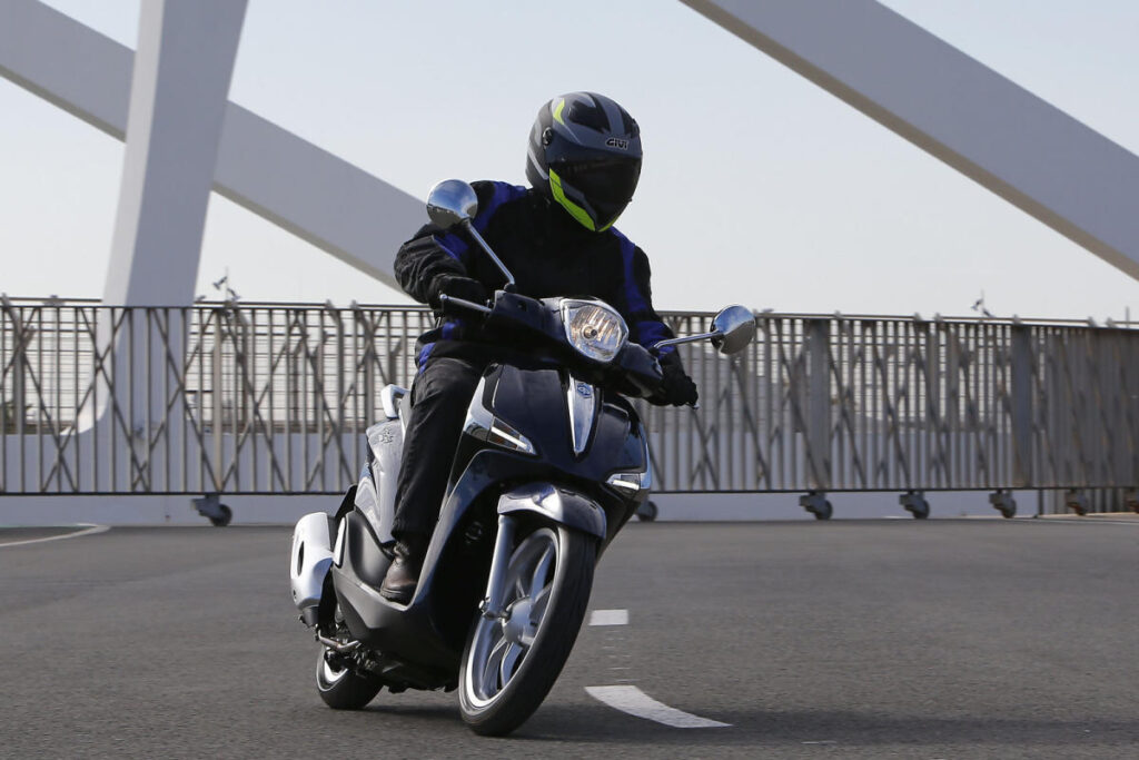 piaggio-liberty-2016-6_g