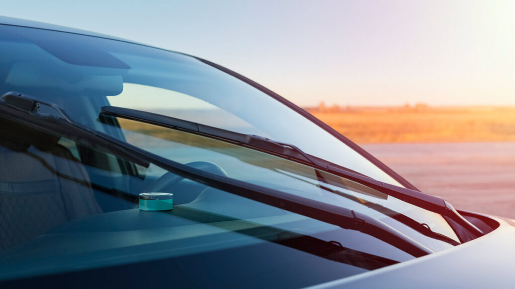 ¿Pueden los limpiaparabrisas desgastados llegar a dañar la luna del coche?