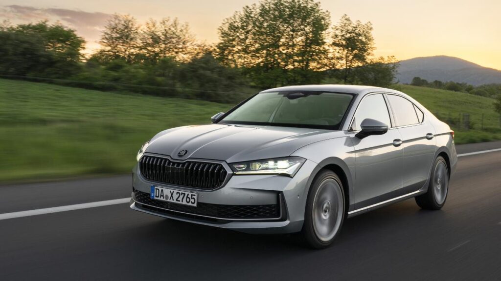 3_Skoda_Superb 2024_Hatch