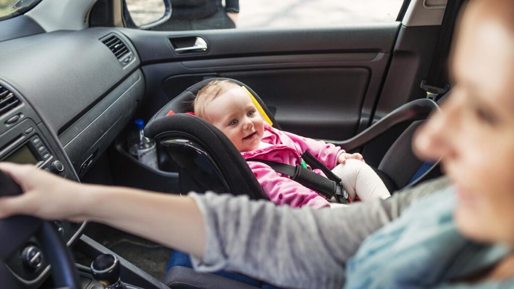 Coloca la silla de bebé en este lugar del coche y disfrutarás de un viaje más tranquilo y seguro