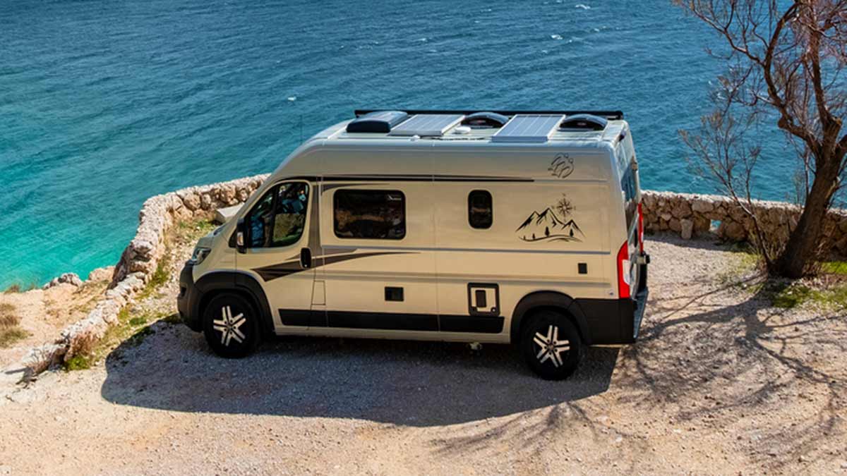 La normativa para viajar en autocaravana este verano 2024, qué dice la DGT