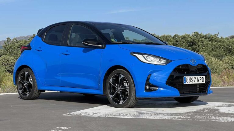 Toyota Yaris 130H 2024