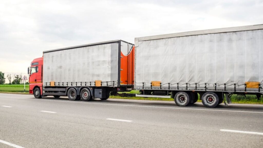 camión tráiler