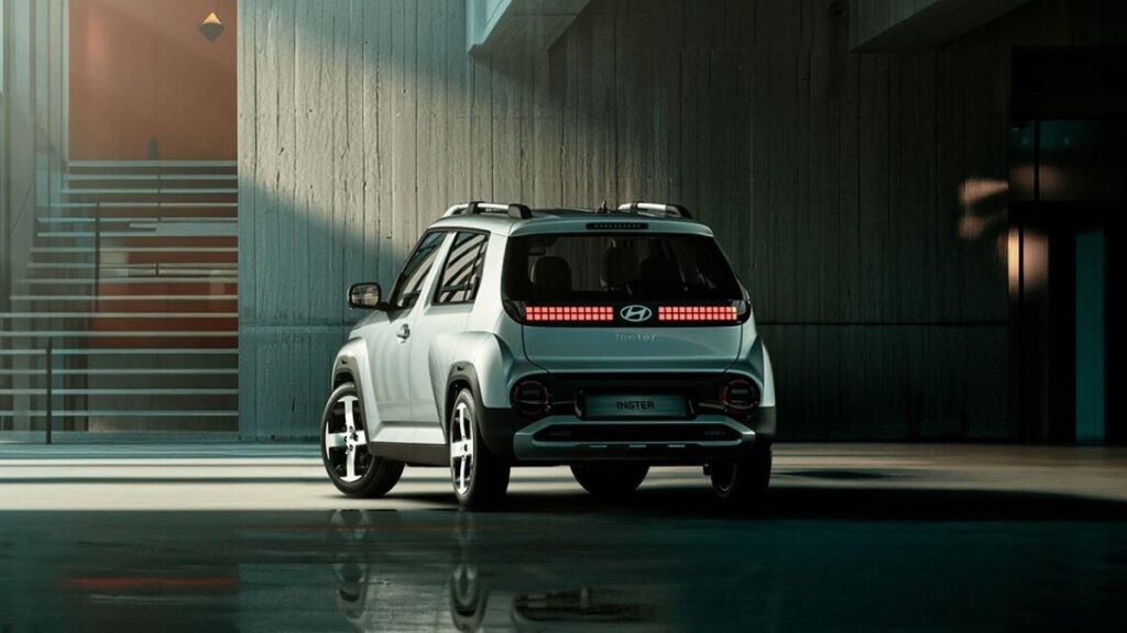 hyundai-inster-trasera